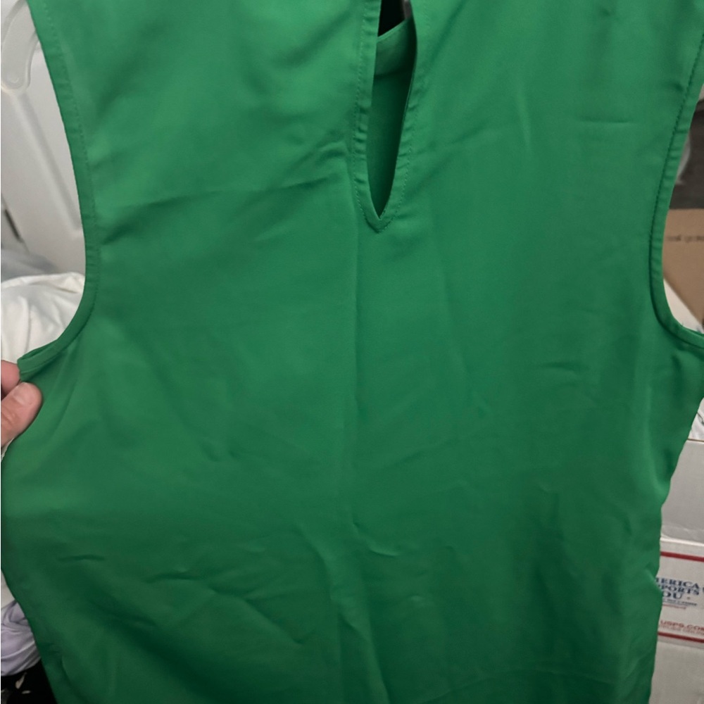 Nine West Vibrant Green Sleeveless Mock Neck Top - Picture 6 of 7
